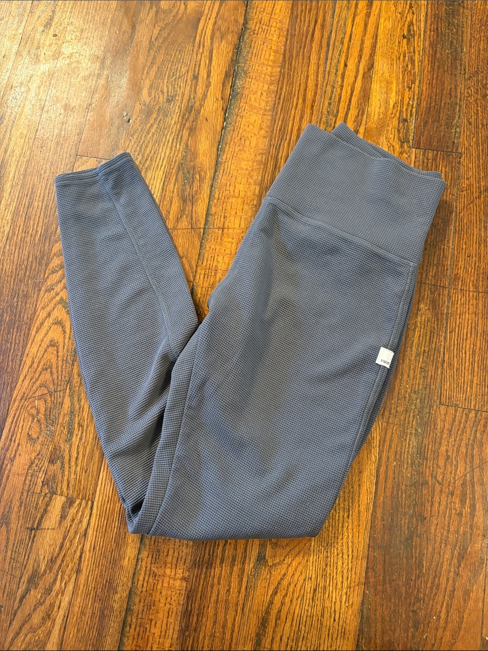 🎉Vuori Ribbed High-Waist Leggings in Slate Gray!